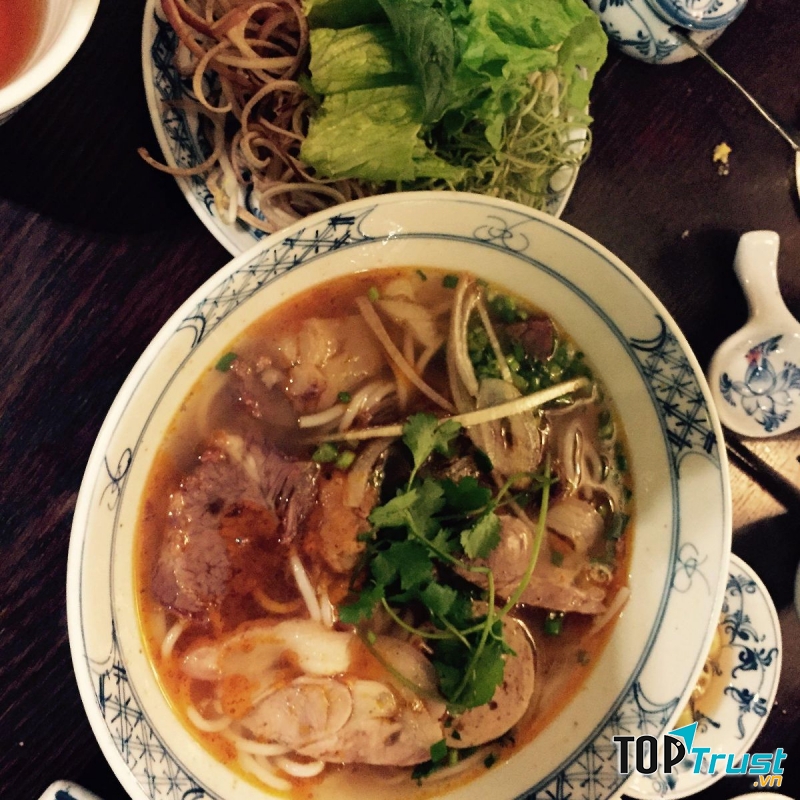 Huế Restaurant - Đào Tấn có những món ăn đậm chất Huế ngay giữa lòng thủ đô