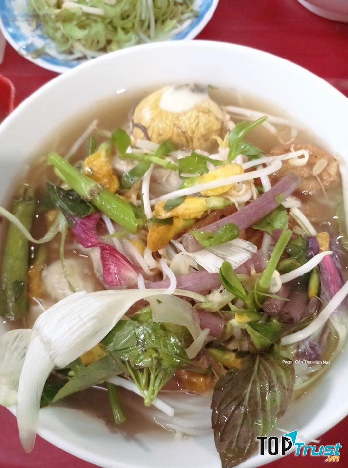 Bún mắm Huê Viên