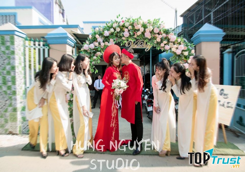 Hùng Nguyễn Studio