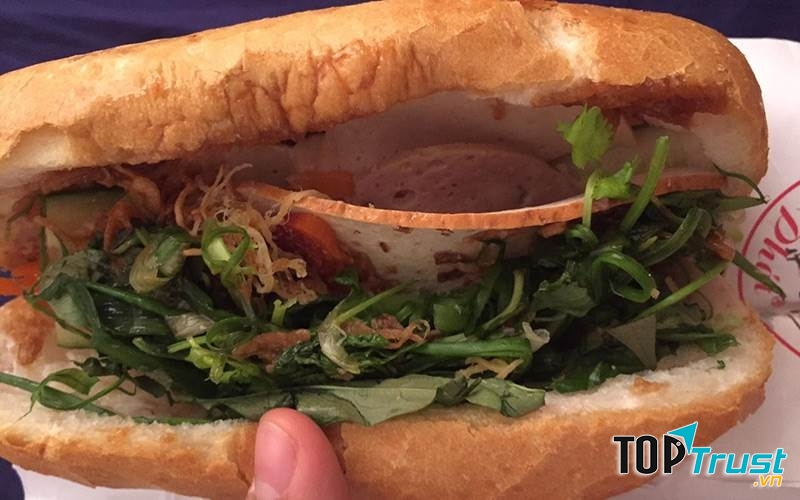 Hùng Phát - Bánh Mì Kẹp Chả Bò Đà Nẵng