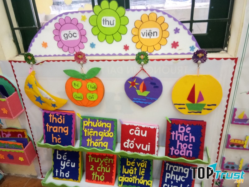 Hướng dẫn trang trí góc thư viện