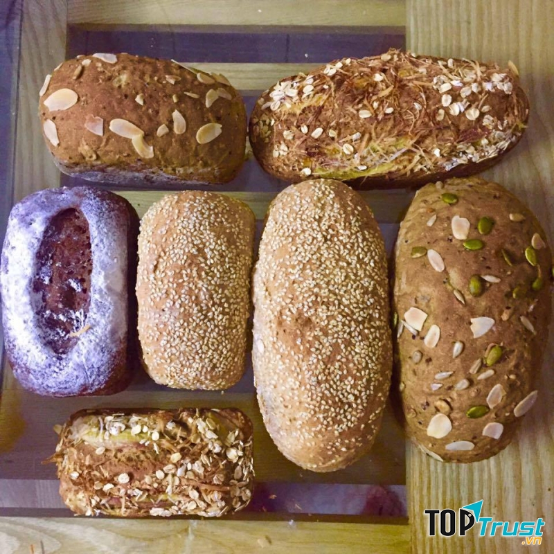 Hương Nguyễn Healthy Bread