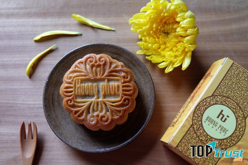 Huong Phuc là một trong những địa chỉ bán bánh trung thu handmade ngon và chất lượng nhất TP Vinh.