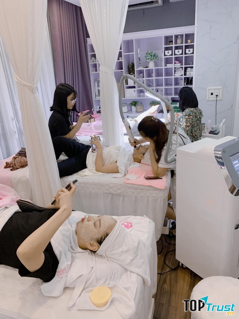 HƯƠNG Spa & Clinic