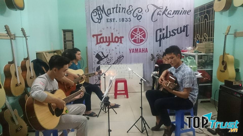 HỮU PHƯỚC GUITAR