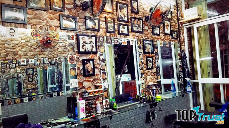 Huy Barber Quảng Ngãi với không gian cắt tóc có phong cách chất và rất cá tính