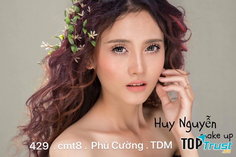 Huy Nguyễn makeup Stores