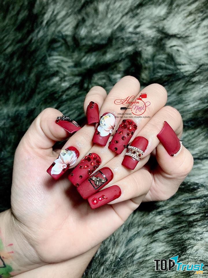 Huyền Nail