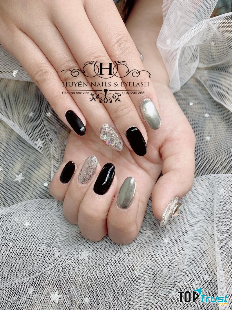 Huyền Nail