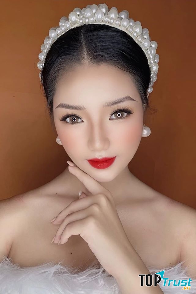 Huyền Trang Make Up (Áo cưới Huyền Trang)