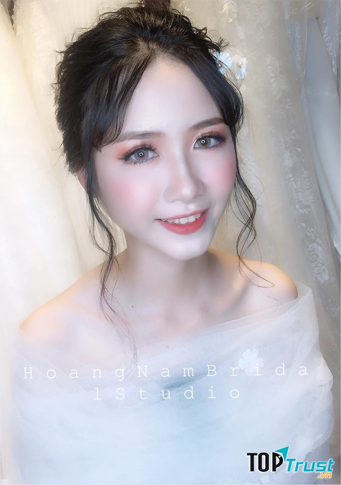 Huynh Suong Make Up (Studio áo cưới Hoàng Nam)