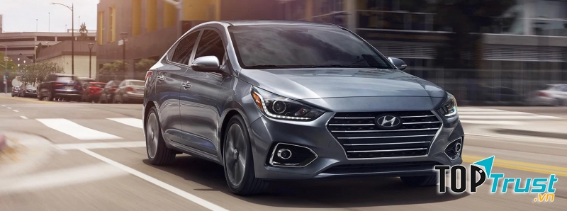 Hyundai Accent: 618 xe