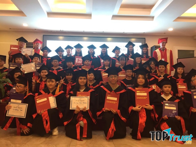 IC Dalat - Chuyên đào tạo tiếng Anh năng khiếu