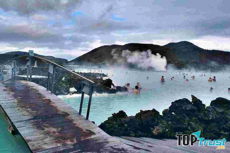 Người dân Iceland luôn thể hiện thái độ ôn hòa nên tỉ lệ tội phạm ở đây rất thấp.