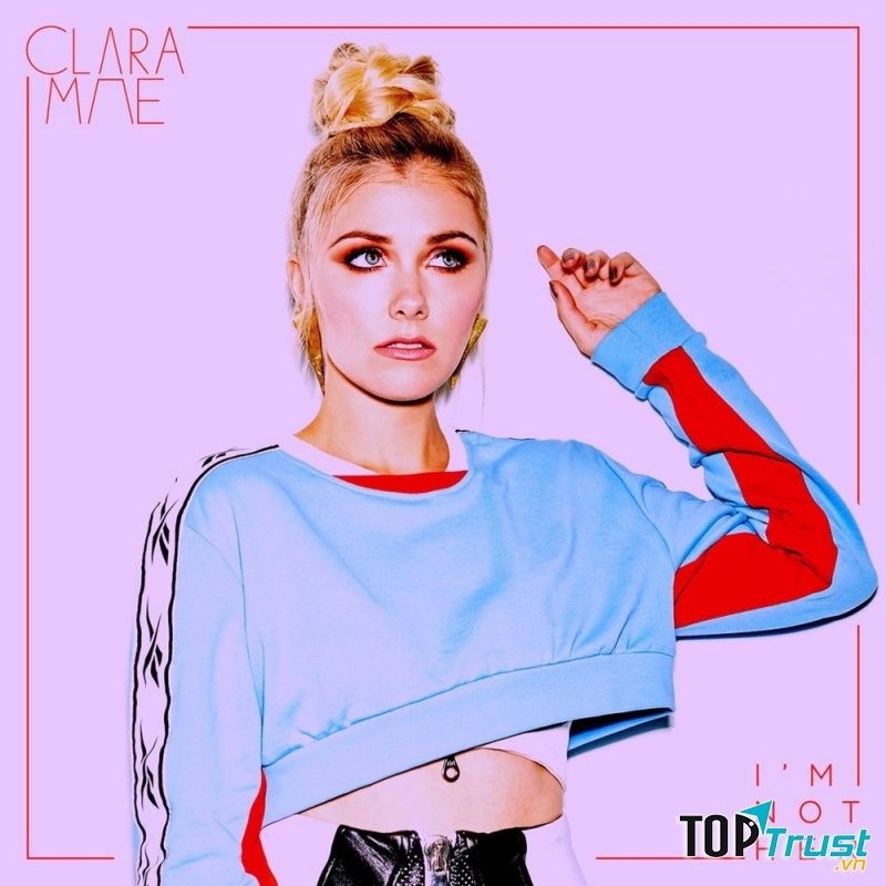 I'm Not Her - Clara Mae.