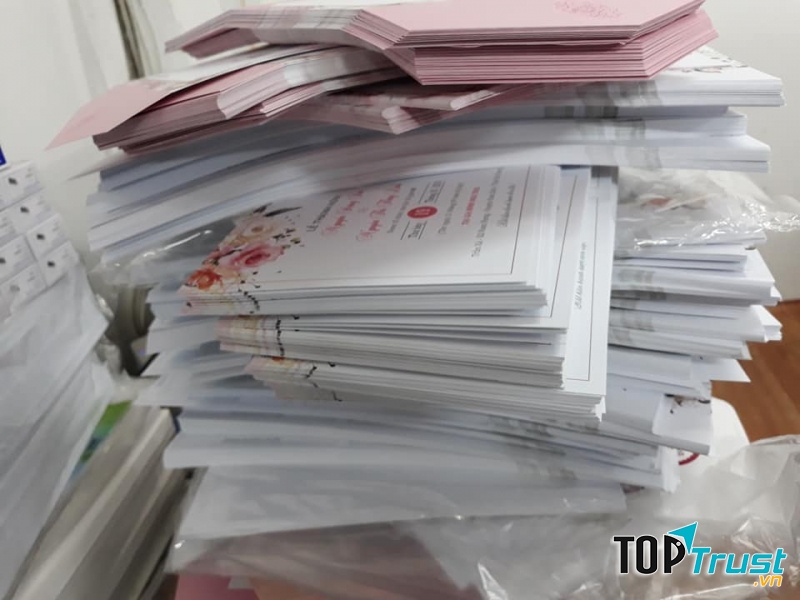 In thiệp cưới Hải Dương