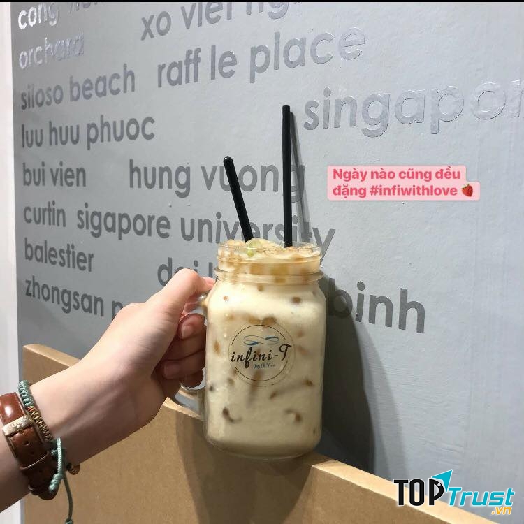 Đồ uống tại Infini-T