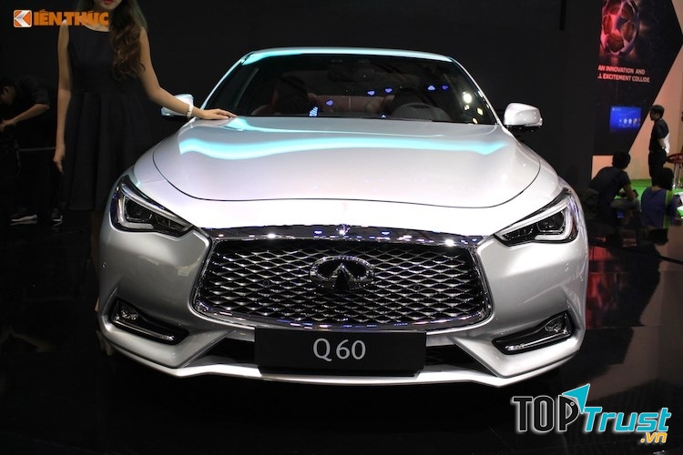 Hình ảnh phần đầu của Infiniti Q60 coupe 2017