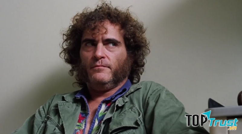 Joaquin Phoenix trong Inherent Vice