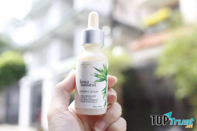 InstaNatural Vitamin C Serum