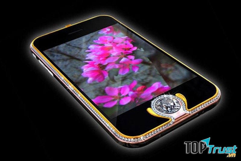 iPhone 3G King’s Button có giá 2.400.000 USD
