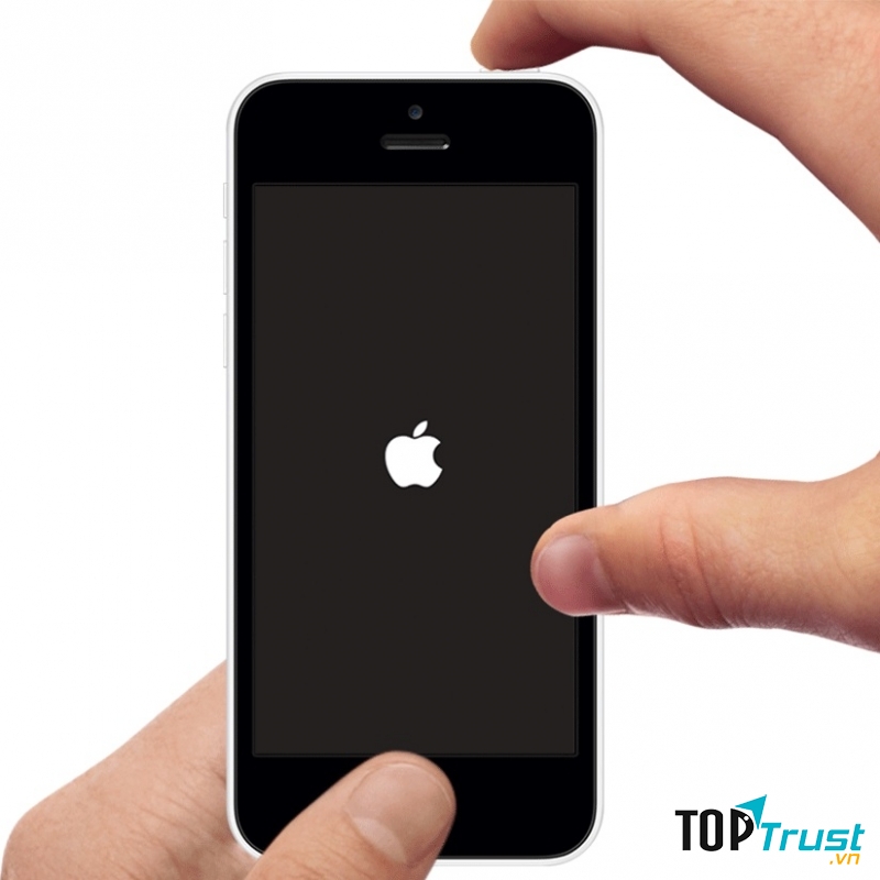 iPhone 5 khởi động lại khi cắm và rút sạc