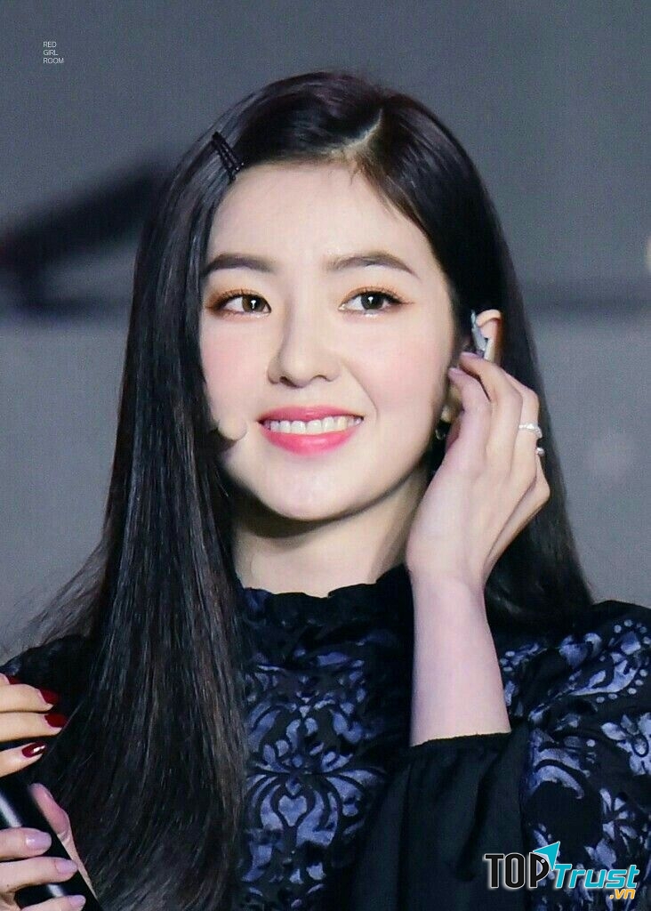 Irene (Red Velvet)