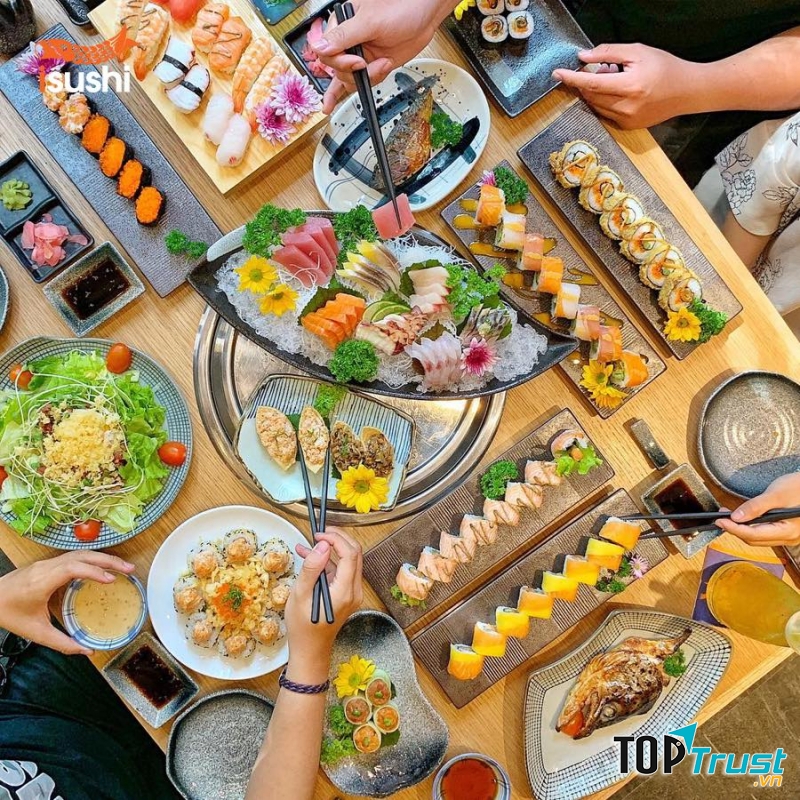 Đây là một trong những nhà hàng Nhật nổi tiếng tại Sài Gòn nhờ lưu giữ trọn vẹn sự tỉ mỉ, hương vị tinh tế trong từng món ăn.