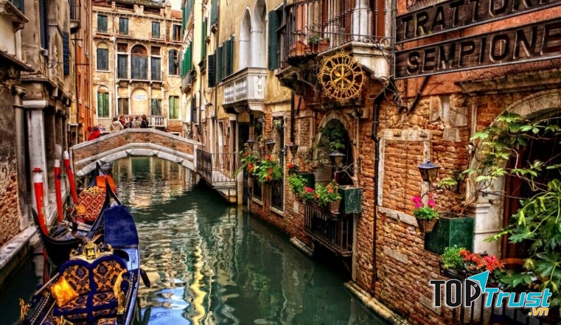 Italia