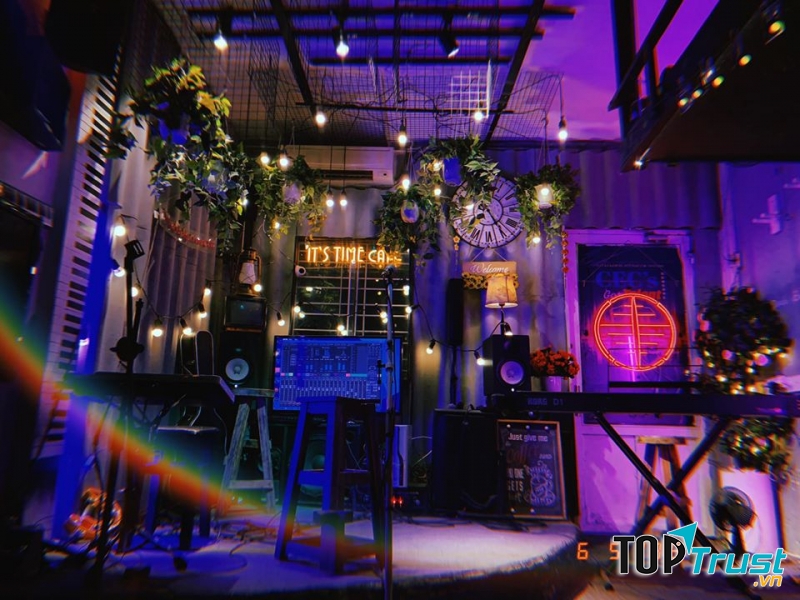 It's Time cafe