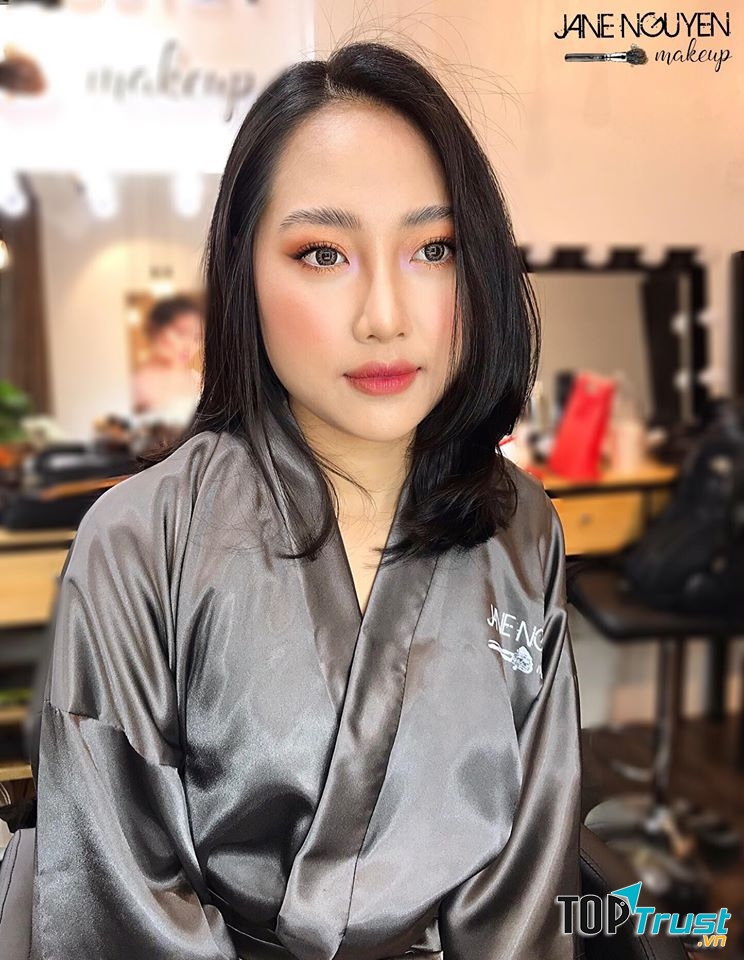 Jane Nguyễn Makeup Store