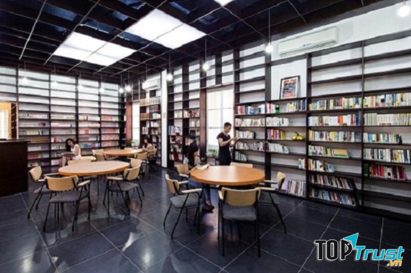 Không gian thư viện Japan Foundation mang đậm phong cách Nhật Bản