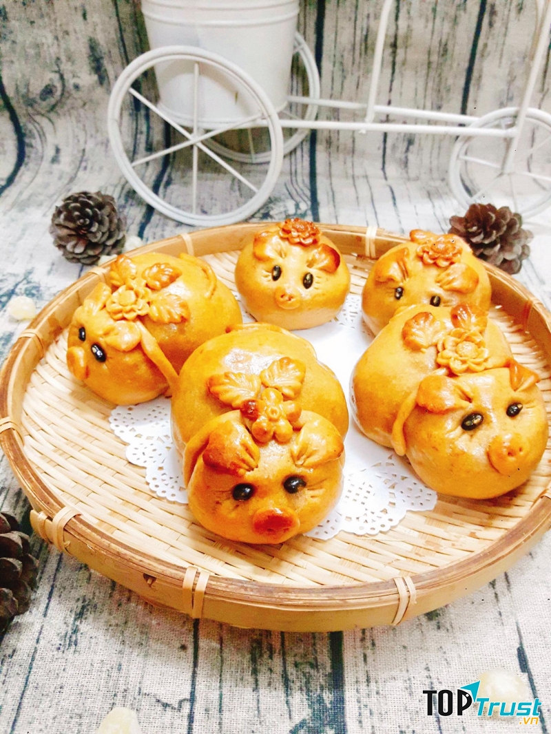 Bánh nhà Phương không chỉ đảm bảo, làm từ nguyên liệu sạch mà còn vô cùng đẹp mắt.