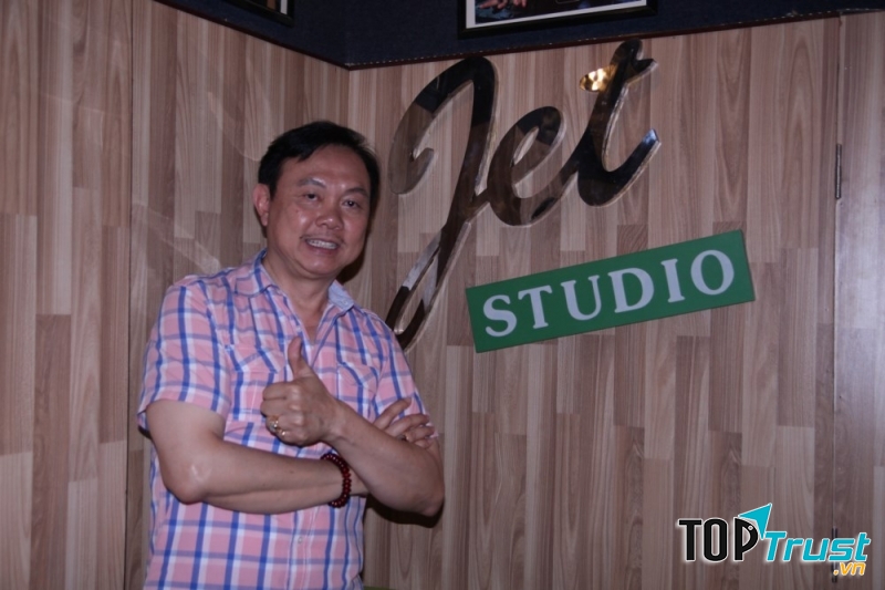 Jet Studio thu hút rất nhiều nghệ sĩ nổi tiếng.