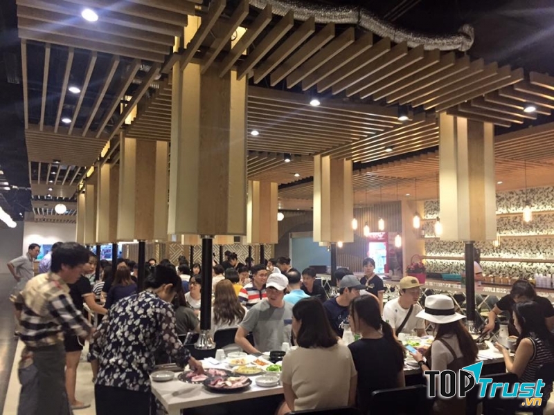 Không gian bên trong quán