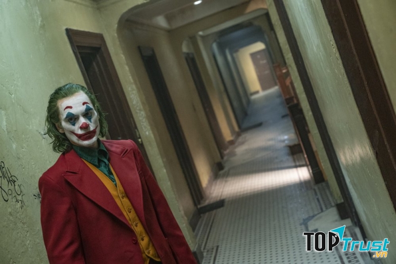 Joaquin Phoenix trong Joker