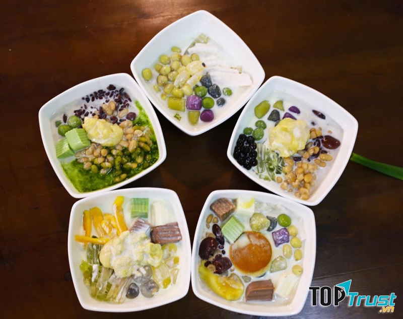 Ngoài chè hoa quả, JOY Chè còn có rất nhiều món ngon khác đáng để thử