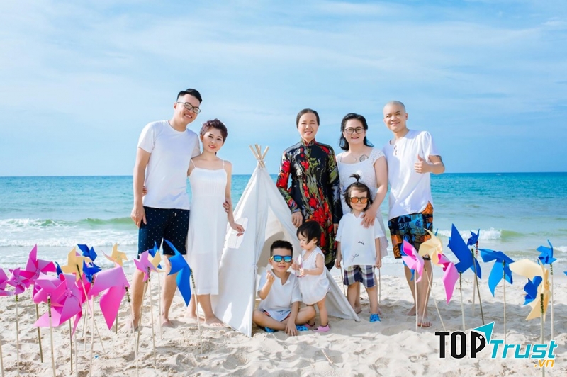 Tại Juliet bạn sẽ được hoạt động trong bầu không khí thoải mái nhất, với các nhân viên hòa đồng, vui tính