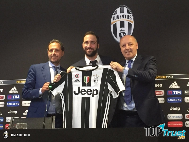 Bản hợp đồng bom tấn Higuain của Juve