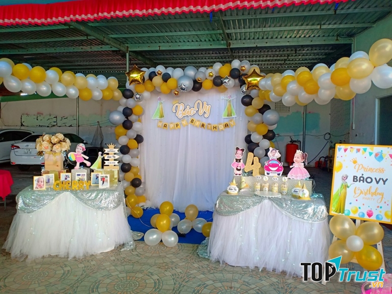 K2 Party Decor trang trí theo những chủ đề yêu thích của bé, độc nhất ý tưởng, mang “thương hiệu” riêng của bé nhà bạn