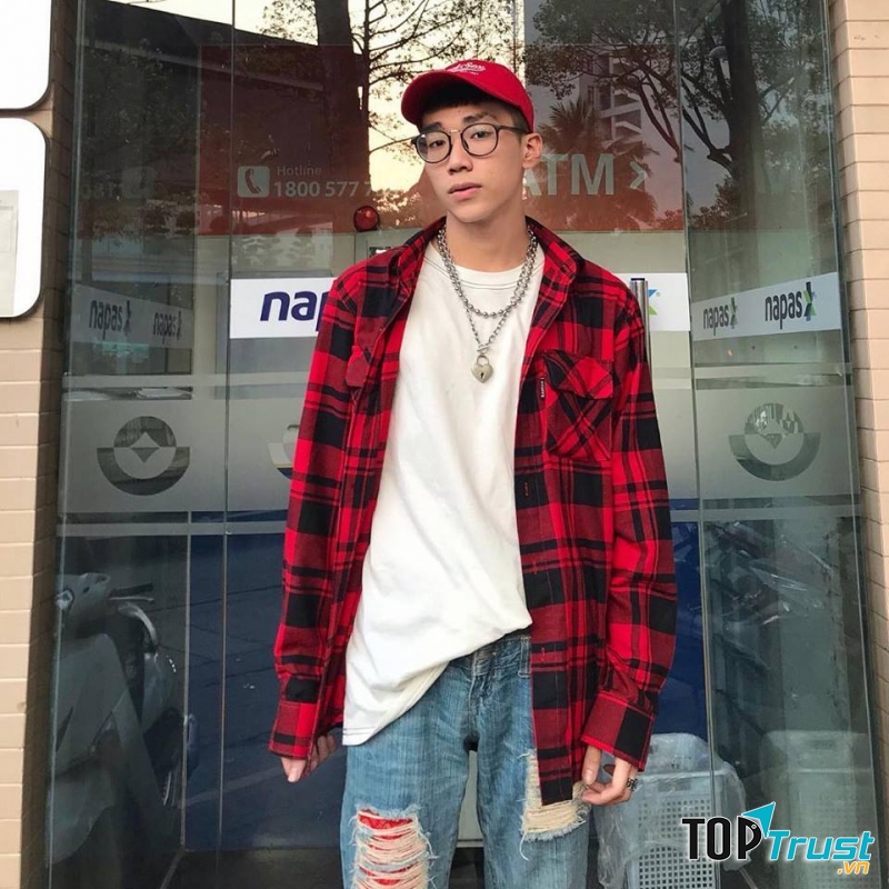 Shop có nhiều mẫu áo thun cho mùa hè này với sự đa dạng về mẫu mã