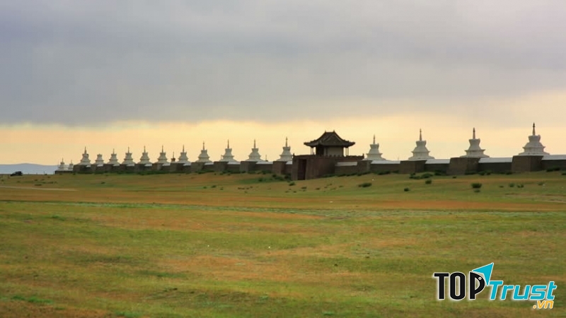 Karakorum - điểm du lịch hấp dẫn ở Mông Cổ