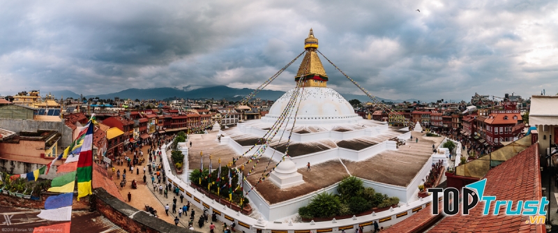 Thành phố Bouda Stupa﻿ là một trung tâm Phật giáo lớn ở Nepal