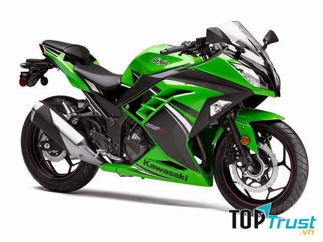 Kawasaki Ninja 300 giá 196 triệu đồng tại Việt Nam