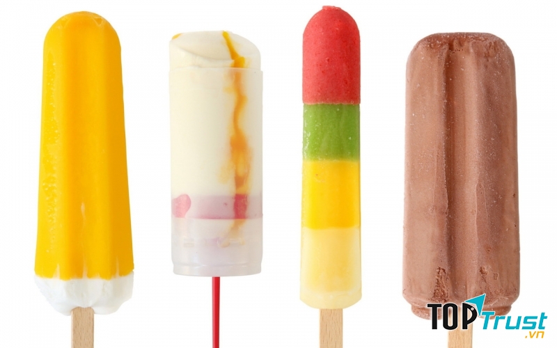 Các nhà khoa học khuyến cáo rằng không nên dùng kem làm món ăn trong buổi tối vì trong kem có chứa nhiều đường và một số thành phần khắc gây nên chứng đầy hơi, khó tiêu, mất ngủ và tăng cân.