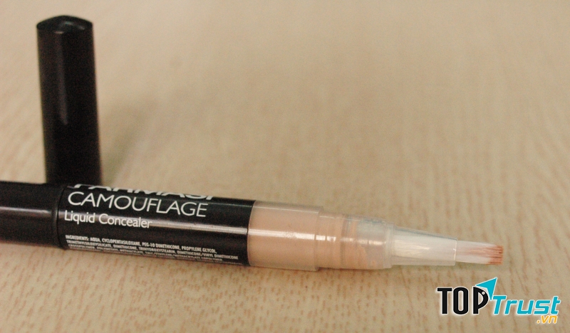 Kem che khuyết điểm dạng lỏng farmasi Concealer Liquid