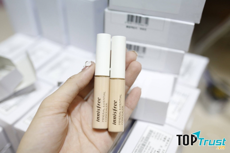 Chất kem của Mineral Essential Innisfree