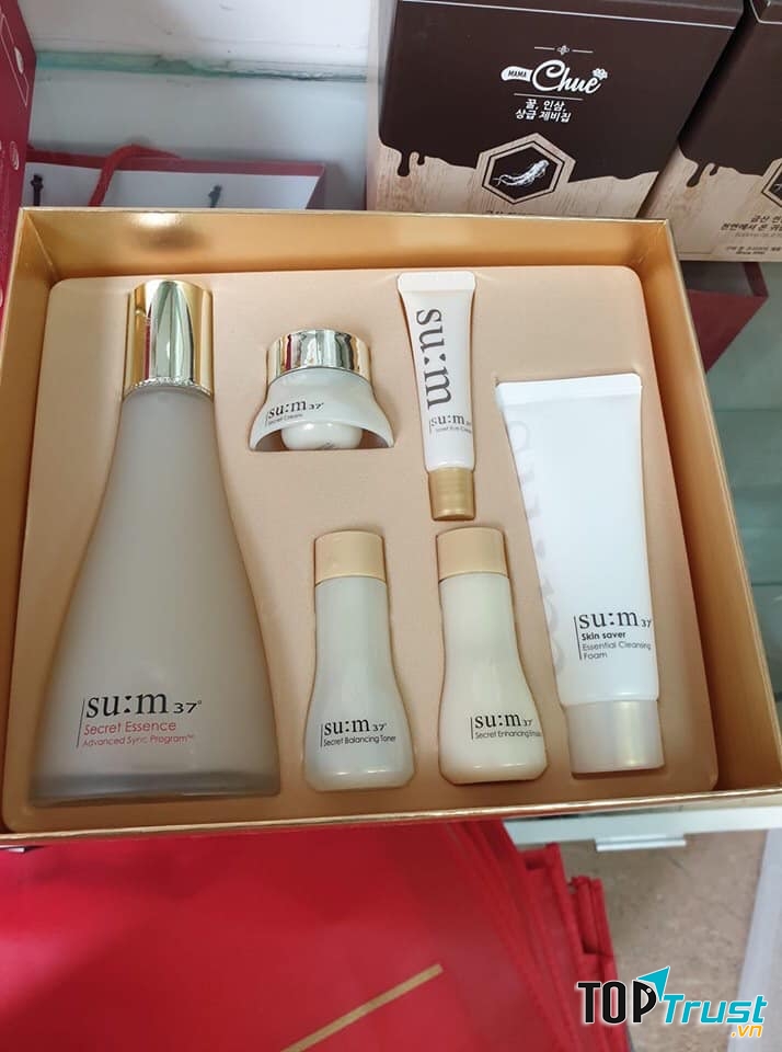 Kem chống lão hóa SUM:37