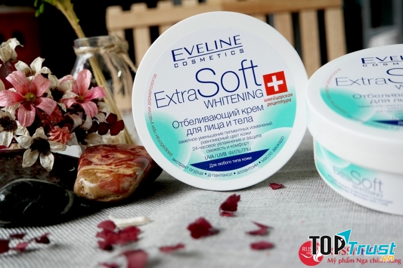 Dưỡng ẩm trắng da Eveline
