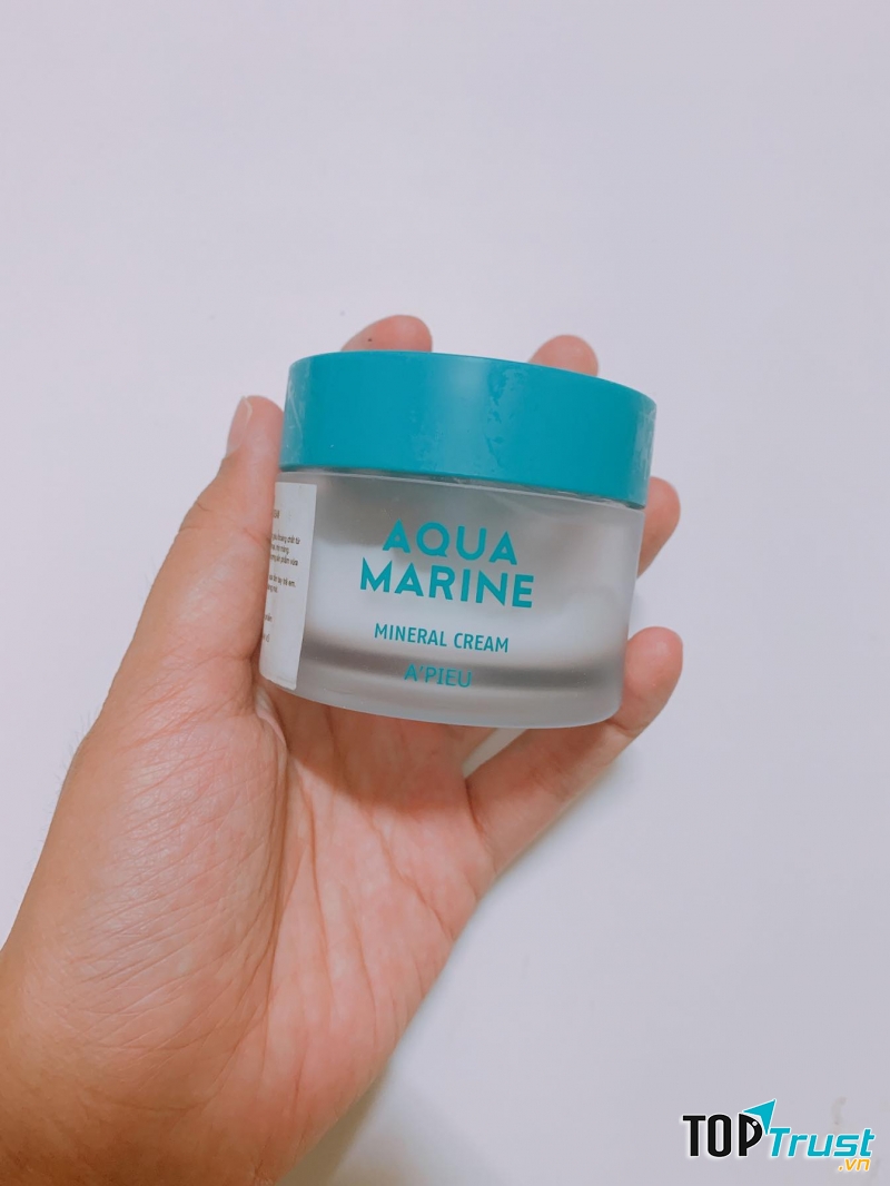 Kem dưỡng ẩm Apieu Aqua Marine Mineral Cream